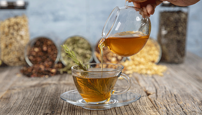 Les meilleurs thés detox pour éliminer les toxines - Elle